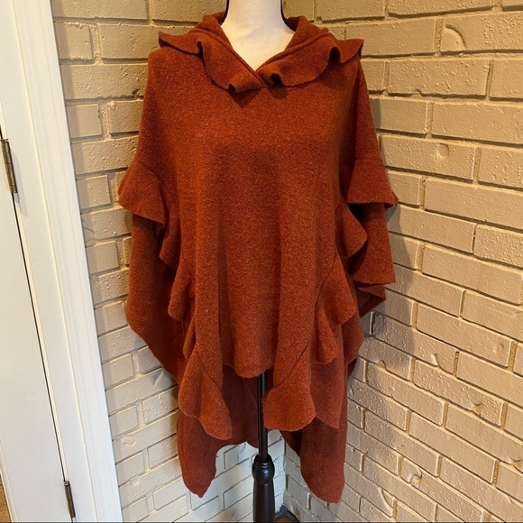 Troubadour Anthropologie Yak Wool Rust Ruffle Cape Poncho Sweater Soft Hooded OS - Picture 1 of 8